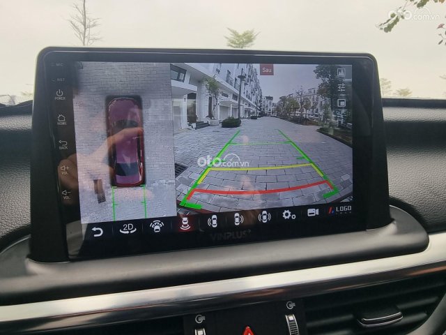 Cần bán xe gia đình giá 588tr19