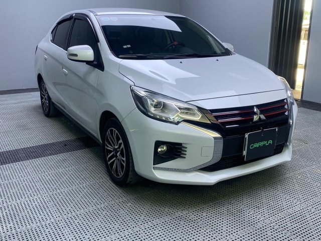 Màu trắng, nhập khẩu nguyên chiếc1