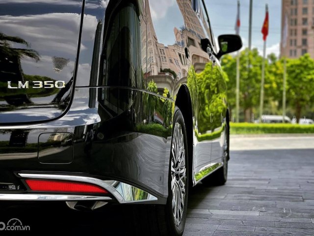 Chính hãng mới 100% nhập khẩu nguyên chiếc từ Nhật Bản, giấy tờ pháp lý rõ ràng Lexus Việt Nam9