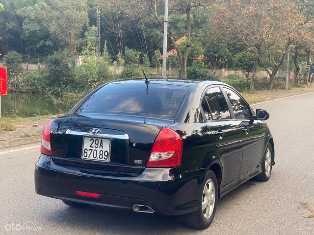 Xe màu đen  24