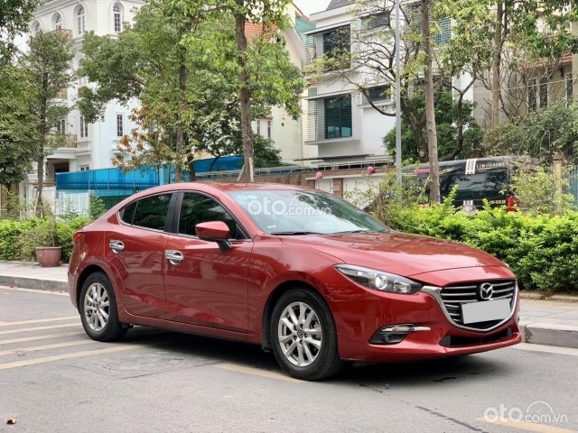 Bản Facelift, màu đỏ, biển HN1