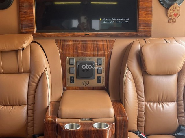 10 chỗ VIP5