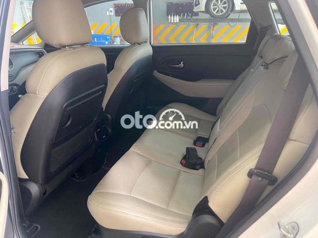 Kia RonDo 2017 MT nhà chạy bao kĩ7
