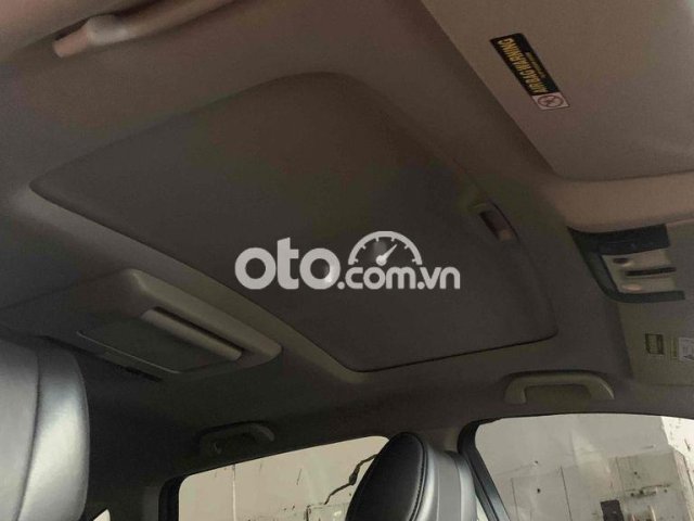 Honfa Acura 7 cho hang nhap 201011