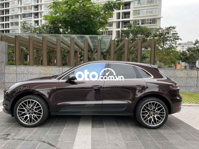 Porsche Macan model 20210