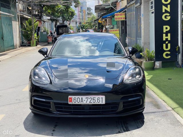 Xe màu đen21