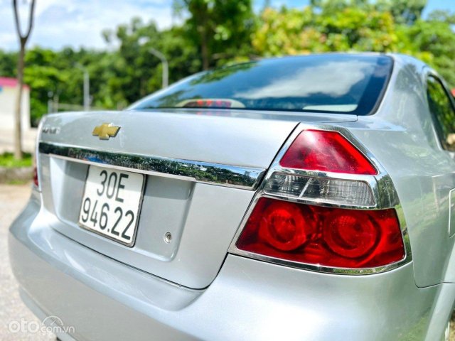 Xe màu bạc15
