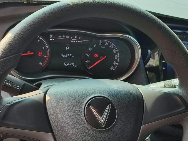 Xe màu đỏ giá ưu đãi4