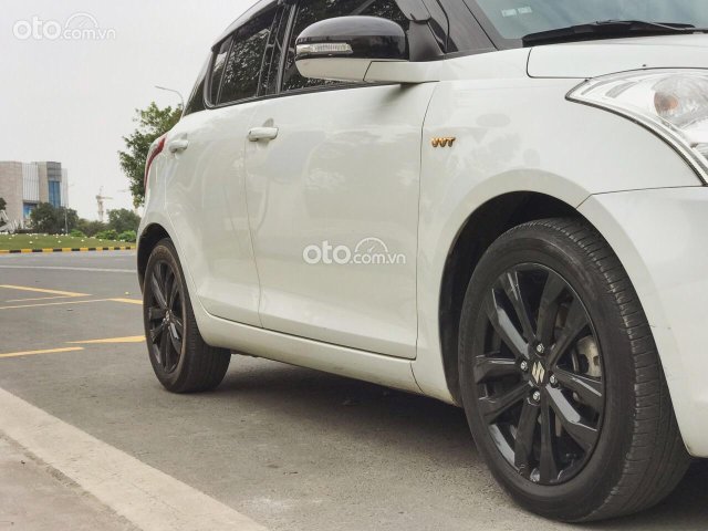Xe gia đình chạy rất giữ gìn, lấy về chỉ việc đi thôi ạ13