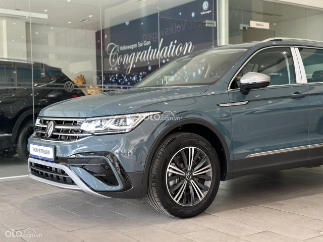 Màu xanh petro xanh độc lạ của Volkswagen - Khuyến mãi tháng 5/2023 lên đến 200 triệu kèm nhiều phụ kiện8