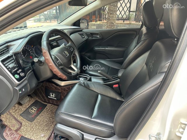 Xe còn mới, giá tốt 485tr8
