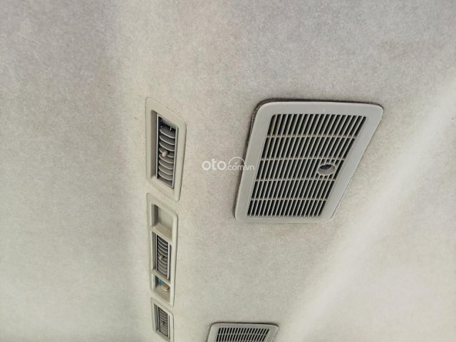 Cần bán xe 16 chỗ ngồi màu phấn hồng8
