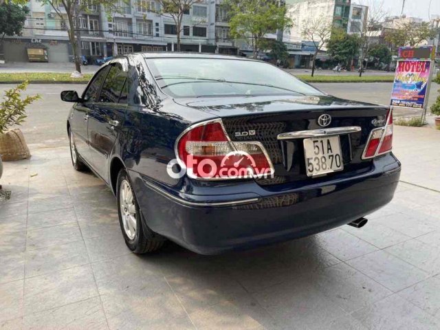 Camry 3.0AT 2004 màu xanh zin 90%bán hoặc đổi xe0