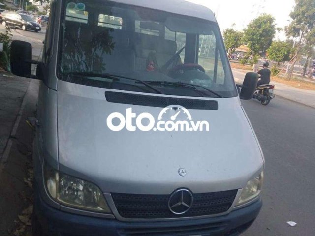 Mercedes sprinter 6 chỗ 850kg1