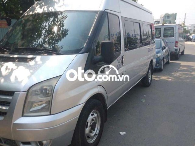 Ford transit 6 chỗ 850kg4