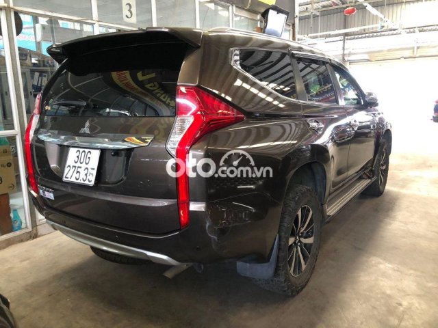 Mitsubishi Pajero Sport nâu 3.0 sx 2018 nhập Thái1
