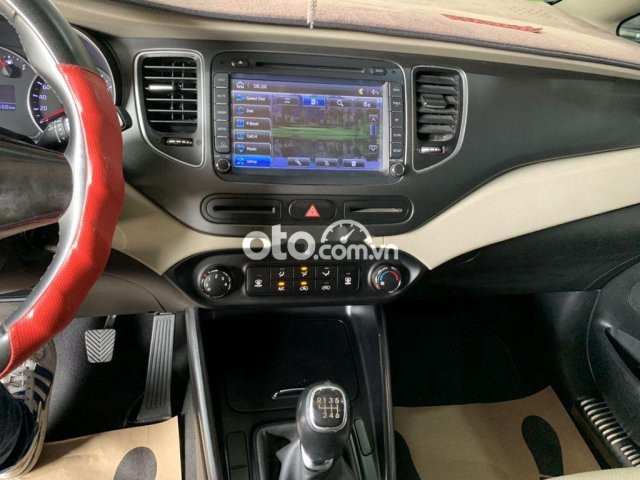 Kia Rondo Số Sàn Máy Xăng 7 Chỗ Màu Trắng9