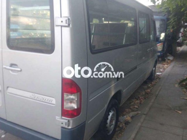 Mercedes sprinter 6 chỗ 850kg0