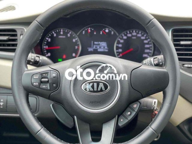 Bán xe Rondo 2017 Mua mới từ đầu6