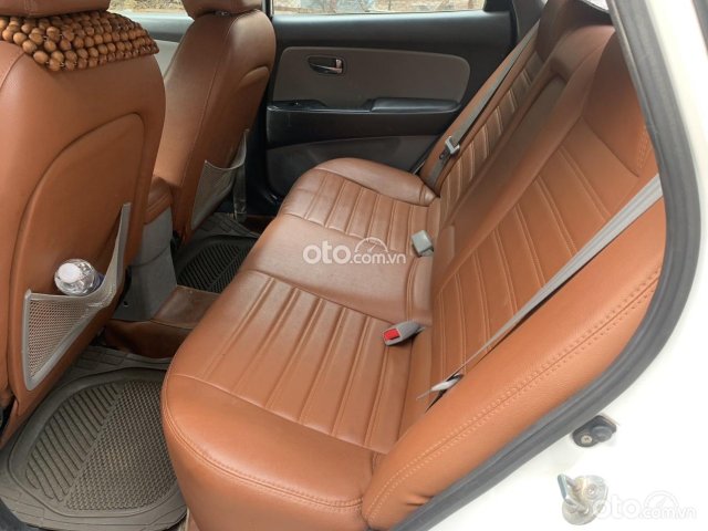 Đăng ký lần đầu 2014, xe gia đình, giá chỉ 258tr9