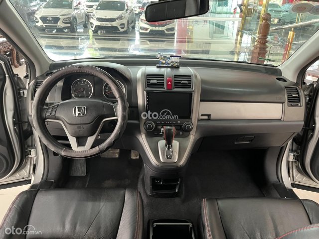 Kiểu dáng thể thao, form dáng hầm hố, giá hấp dẫn5