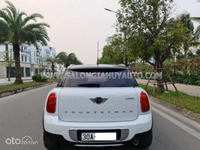Giá 795 triệu2