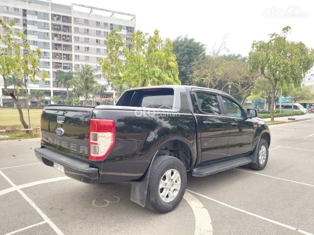 Cần bán lại xe đăng ký lần đầu 2018 ít sử dụng giá tốt 565tr5