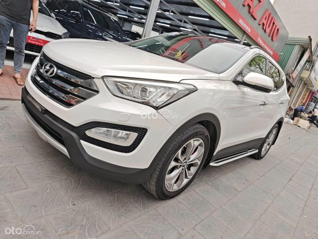 Xe chạy 11v, giá 699tr3