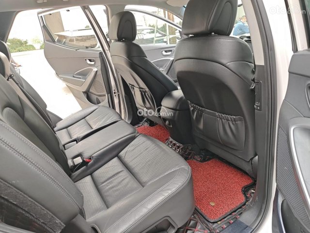 Xe chạy 11v, giá 699tr11