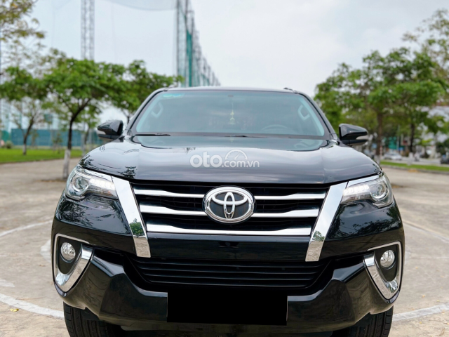 SUV 7 chỗ hiện đại0