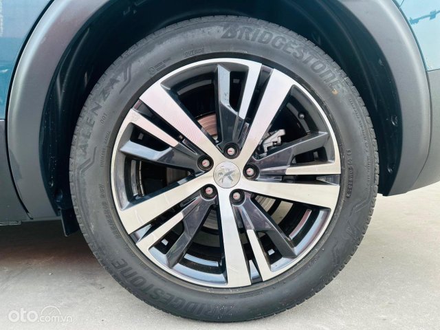 Xe màu xanh lam 18