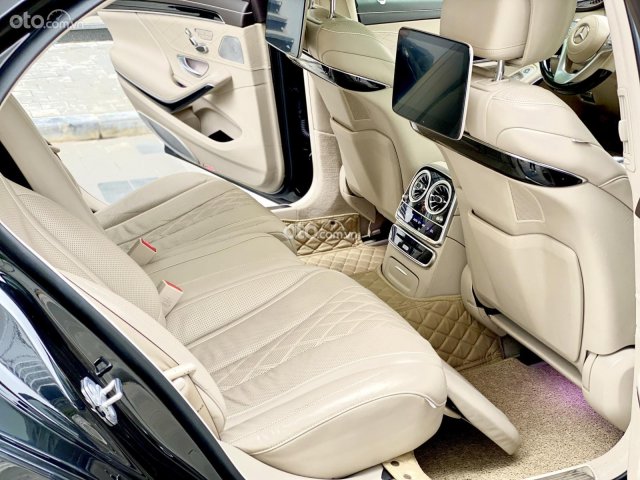 Đen, nội thất kem, biển siêu vip6