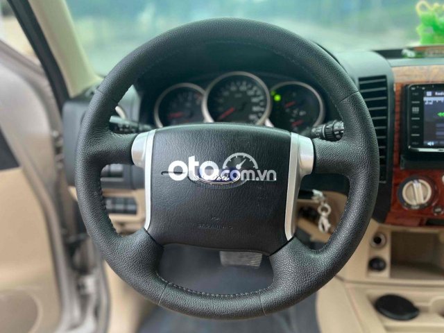 Ford Everest 2012 số tự động máy dầu6