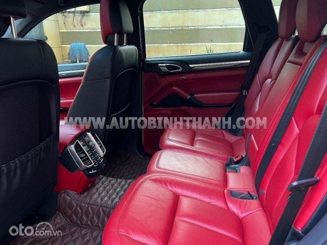 Xe nhập khẩu nguyên chiếc  3