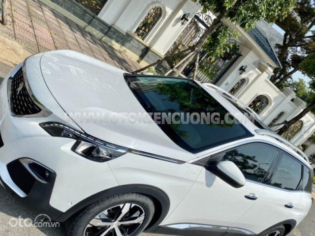Màu trắng, nhập khẩu, 820 triệu3
