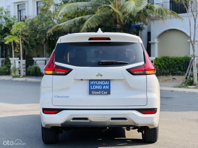 Xe màu trắng, giá 555tr5