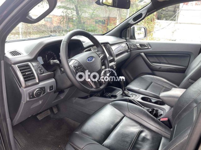Everest Titanium xe 2016 chuẩn đẹp bán tại Ford9