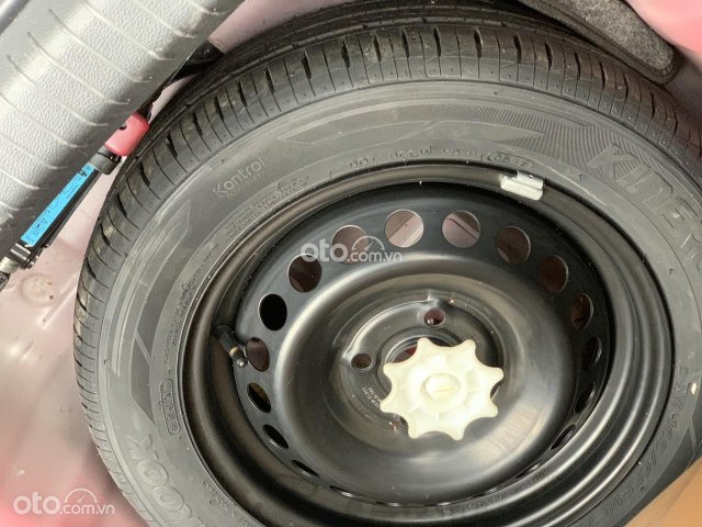 Màu đỏ, biển Hà Nội10