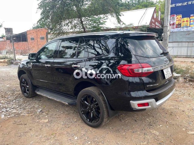 Ford Everest Titanium 2016 Giá Rẻ Hãng Bán Có BH3
