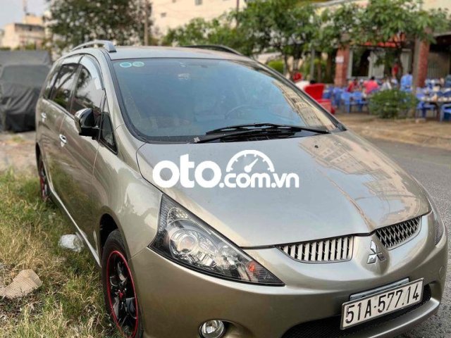 Mitsubishi Grandis 2007 Màu Cát Sa Mạc0