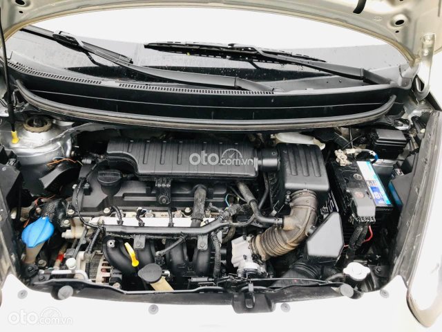 Kia Morning 2018 số sàn5