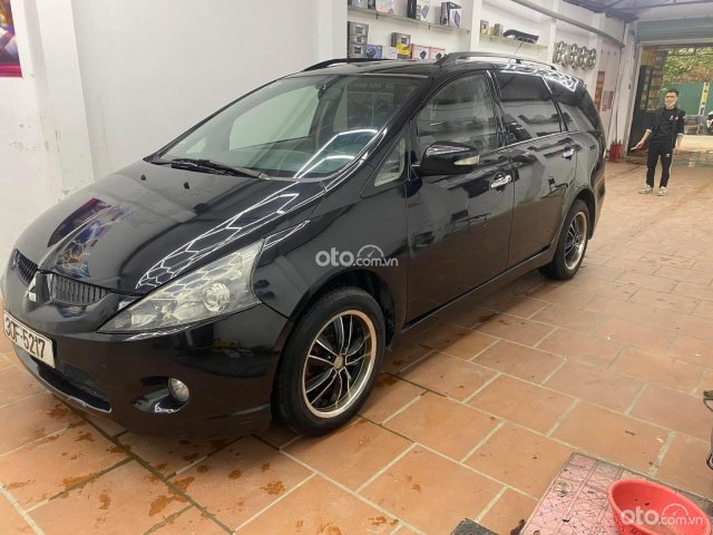 Xe màu đen số tự động0 Xe màu đen số tự động0