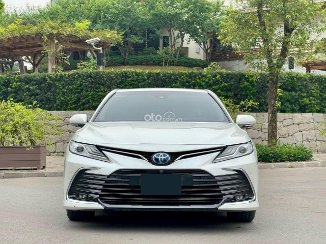 Mua bán Toyota Camry 2.5HV 2022 giá 1 tỉ 390 triệu - 22809246