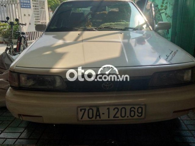 camry đời 900