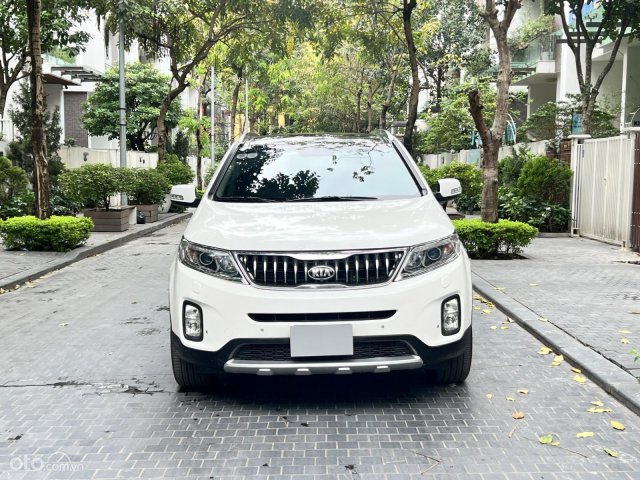 Một chủ từ mới, xe trang bị full options, hỗ trợ trả góc 70%0 Một chủ từ mới, xe trang bị full options, hỗ trợ trả góc 70%0