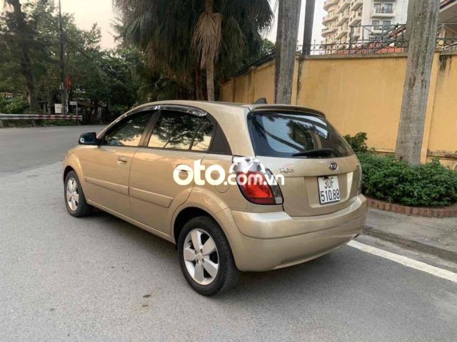 Ban kia rio nhập khẩu số tự động