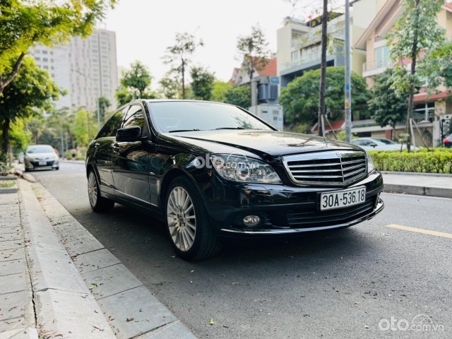 Mercedes-Benz C 250 2010 số tự động tại Hà Nội0