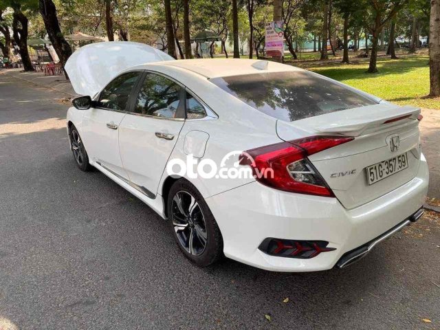 HONDA CIVIC 2017 Trắng đẹp keng.Bao kiểm tra