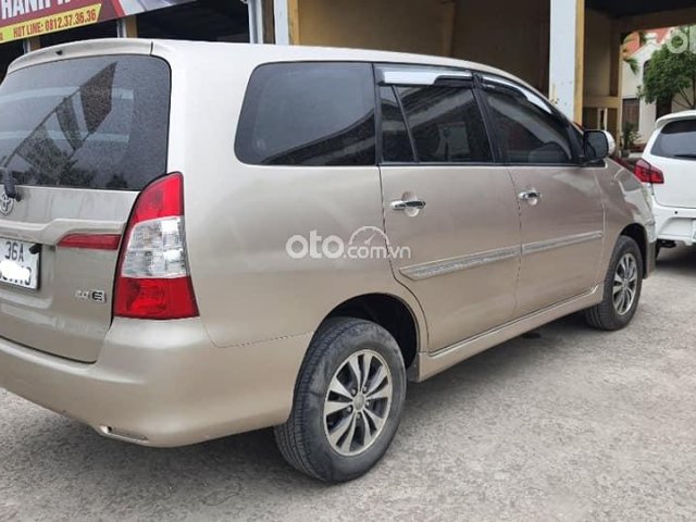 Toyota Innova 2015 số sàn