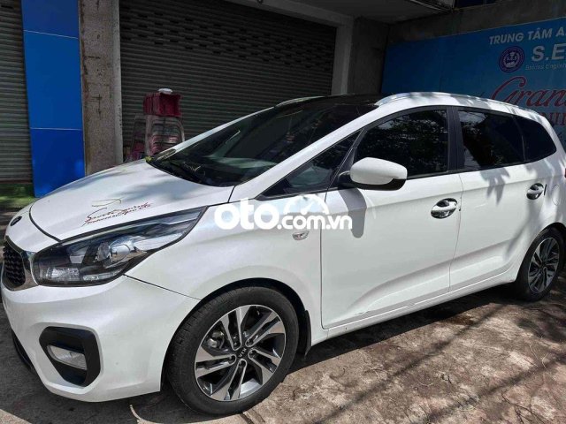 Kia Rondo 2018 MT ( 7 chỗ) odo 14v Xe thanh lý cầ0